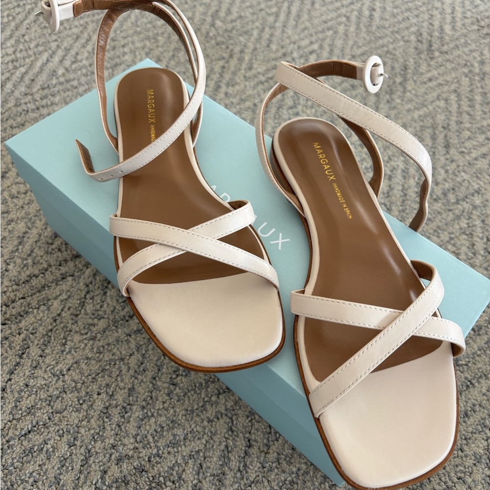 Margaux Women's FLAT SANDAL